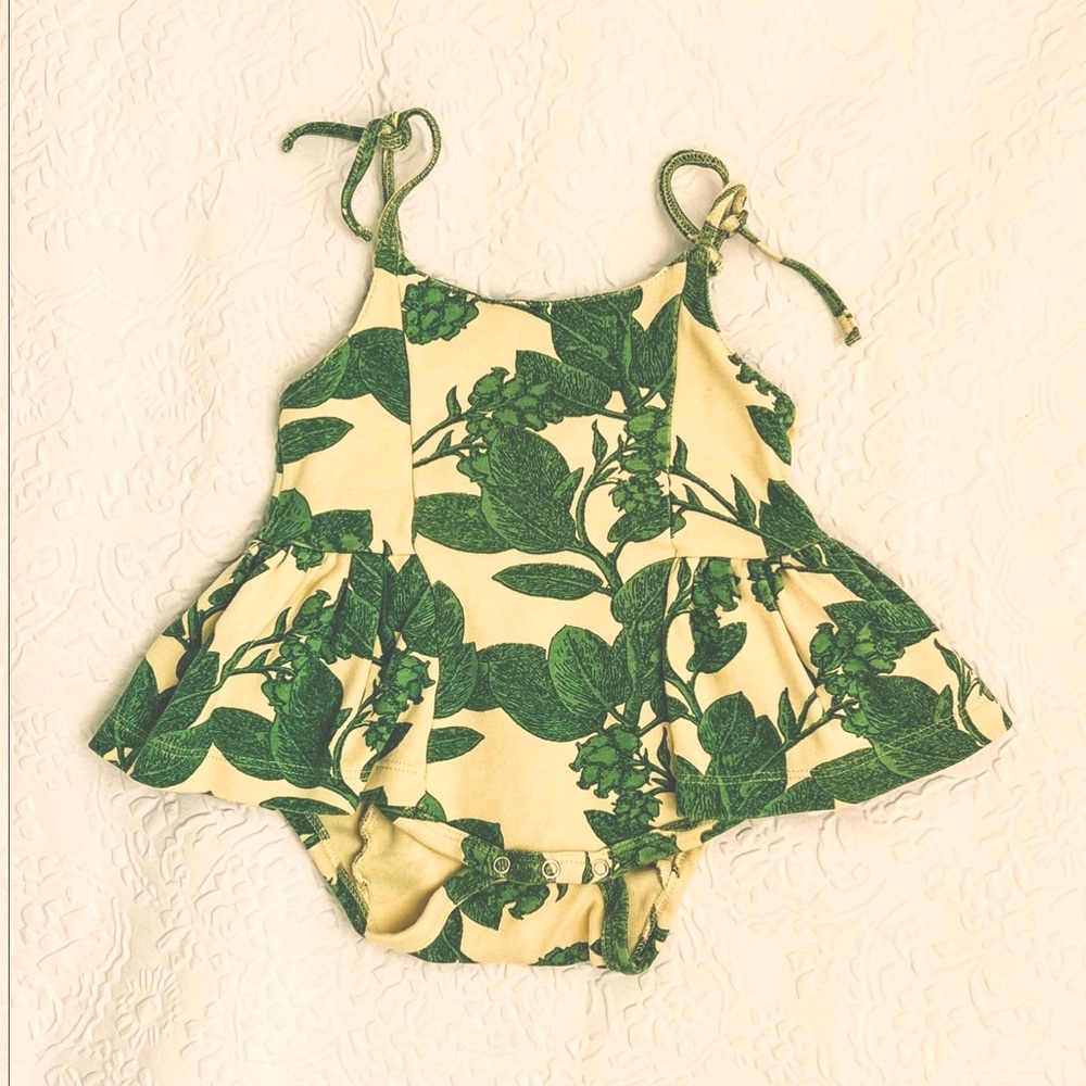 Kate Quinn Outfit 3-6 months